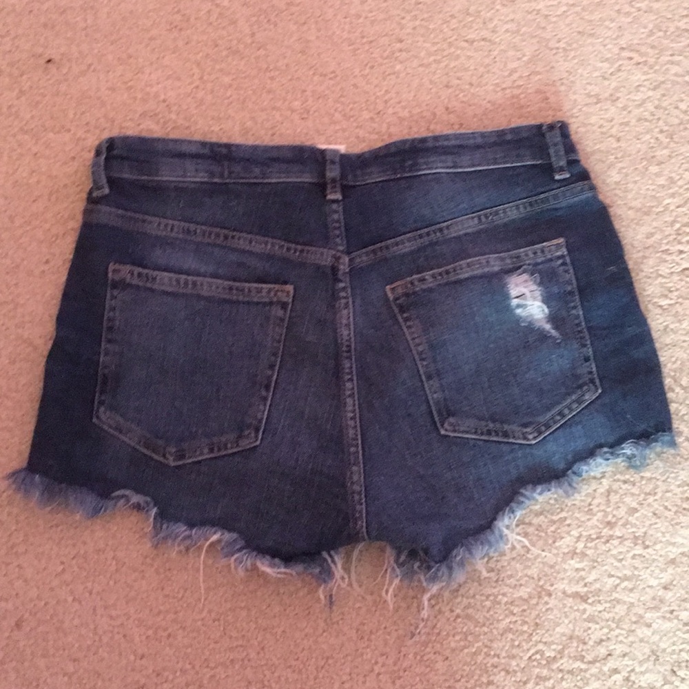 H&M Jean Shorts - Picture 2 of 3